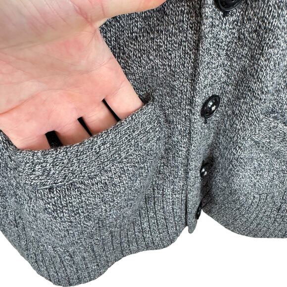 American Eagle Gray V-Neck Button Up Letterman Sweater Wool Cotton Size XS - Picture 3 of 6